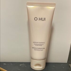 O HUI Miracle Moisture Hydration Cleansing Foam - Cream